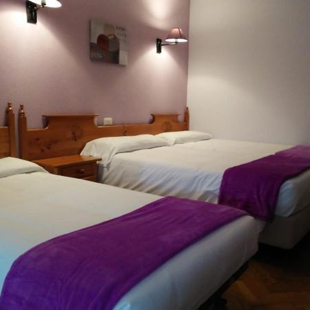 Hostal San Telmo Tui Esterno foto